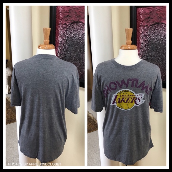 LOS ANGELES LAKERS BASKETBALL TEE T-SHIRT - Picture 2 of 8